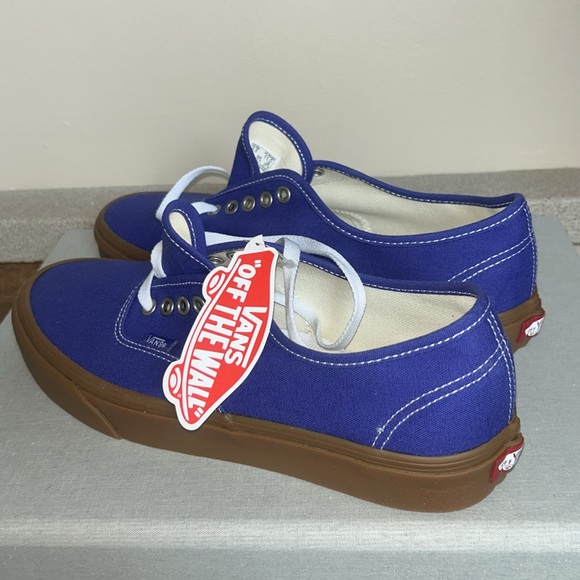 Brand new vans. Size 9.5 - Picture 1 of 4